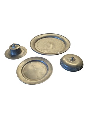 Lot 454 - COLLECTION OF 19TH & 20TH CENTURY PEWTER DISHES