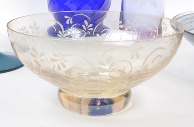 Lot 28 - COLLECTION OF MID CENTURY GLASSWARE