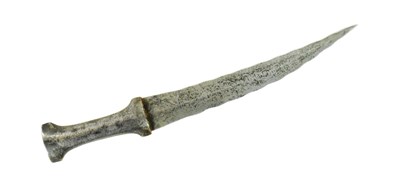 Lot 138 - 19TH CENTURY SYRIAN DAGGER WITH WAVY BLADE