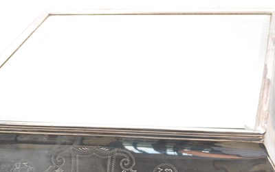 Lot 272 - SILVER PLATED ENGRAVED MIRROR TOP WEDDING CAKE STAND