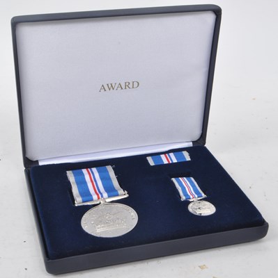 Lot 517 - AWARD - QUEENS PLATINUM JUBILEE MEDAL SET