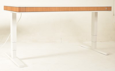 Lot 60 - MOLL - MODEL T7- CONTEMPORARY DESIGNER DESK