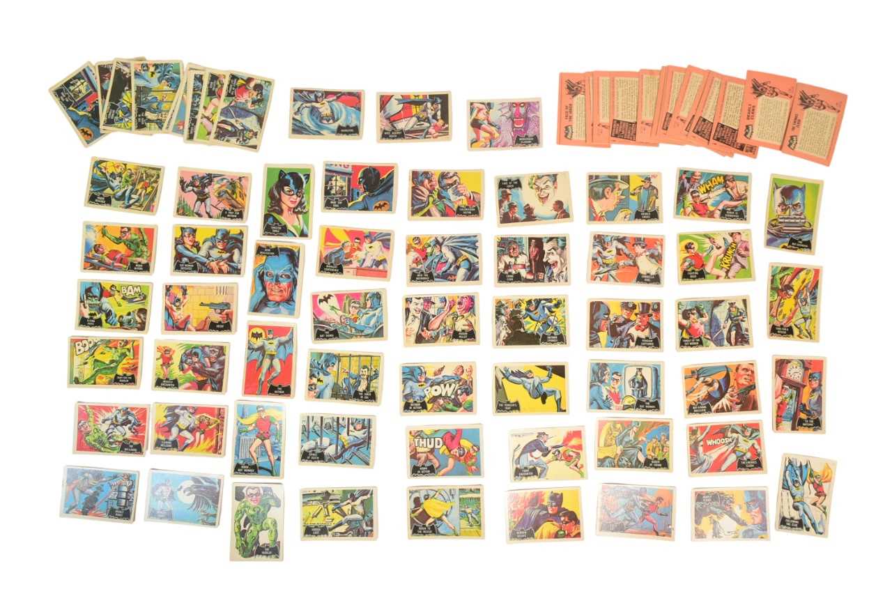 Lot 453 - FULL SET OF 1966 BATMAN BUBBLE GUM CARDS & EXTRAS