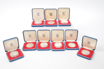 Lot 493 - COLLECTION OF 1977 SILVER JUBILEE SILVER PROOF CROWNS