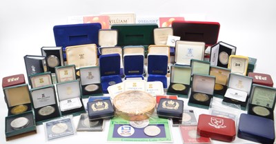Lot 487 - LARGE COLLECTION OF PROOF COINS & MEDALS