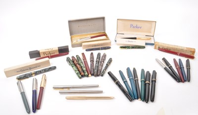 Lot 296 - THIRTY THREE PARKER & OTHER FOUNTAIN PENS