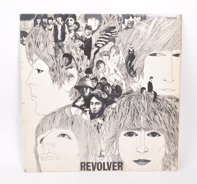 Lot 444 - THE BEATLES - REVOLVER - 1966 PMC 7009 VINYL RECORD