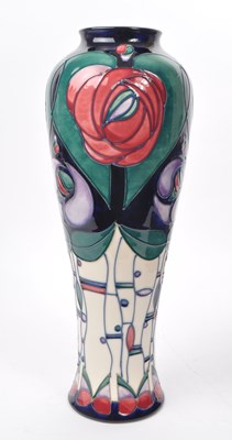 Lot 83 - MOORCROFT POTTERY - MODERN TUBE LINED CERAMIC VASE