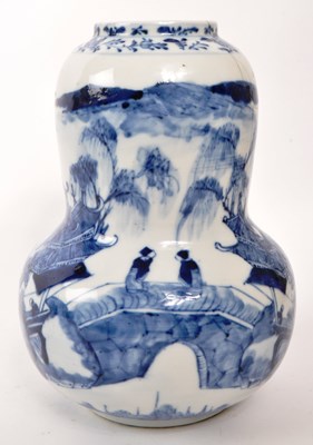 Lot 167 - CHINESE 19TH CENTURY BLUE & WHITE PORCELAIN VASE