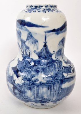 Lot 167 - CHINESE 19TH CENTURY BLUE & WHITE PORCELAIN VASE