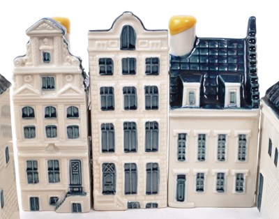 Lot 183 - KLM - BOLS - COLLECTION OF FOURTEEN DELFT BLUE MINIATURE LIQUOR HOUSES
