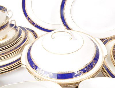 Lot 189 - ROYAL GRAFTON - VICEROY - LATE 20TH CENTURY DINNER SERVICE PIECES