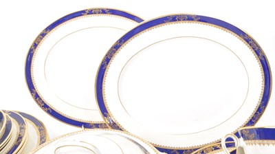 Lot 189 - ROYAL GRAFTON - VICEROY - LATE 20TH CENTURY DINNER SERVICE PIECES