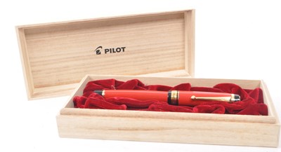 Lot 383 - PILOT - CONTEMPORARY CUSTOM 845 URUSHI FOUNTAIN PEN
