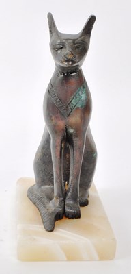 Lot 386 - VINTAGE 20TH-CENTURY BRONZE STATUE OF AN EGYPTIAN CAT
