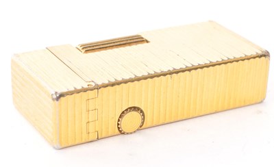 Lot 395 - DUNILL - 20TH CENTURY ROLLAGAS LIGHTER