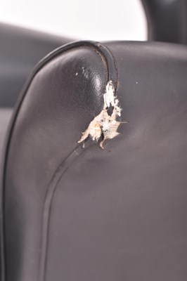 Lot 46 - G-PLAN BLOFELD - MODEL 6250 - MID CENTURY LEATHER SWIVEL ARMCHAIR