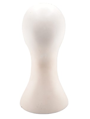 Lot 213 - ART DECO CIRCA 1930S FEMALE MANNEQUIN HEAD BUST