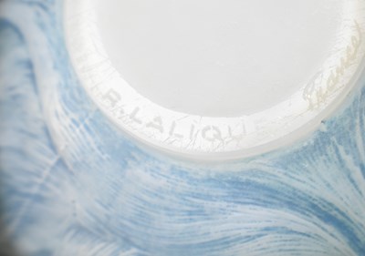 Lot 70 - RENE LALIQUE - FORMOSE VASE - 1920S OPALESCENT BLUE STAINED VASE