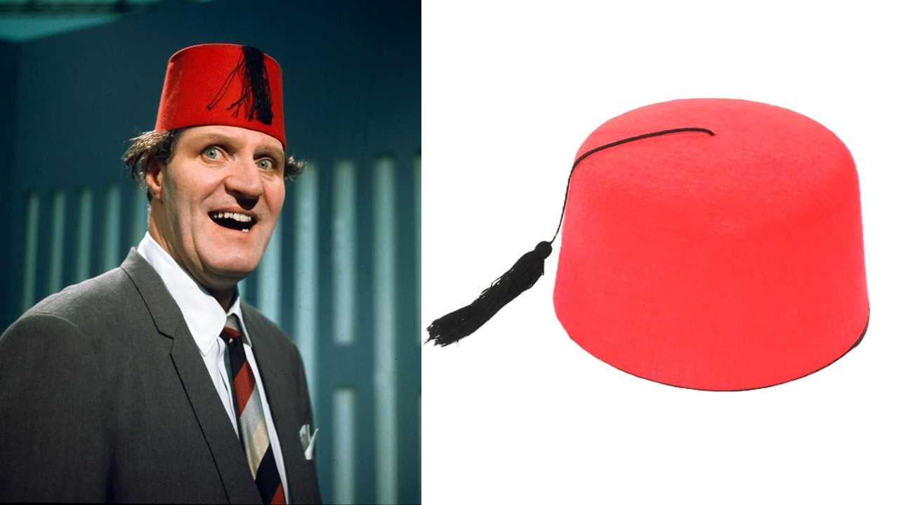 Lot 100 - TOMMY COOPER - ORIGINAL OWNED AND WORN ICONIC RED FEZ